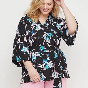 Lane Bryant Belted Floral Top Size 26/28
